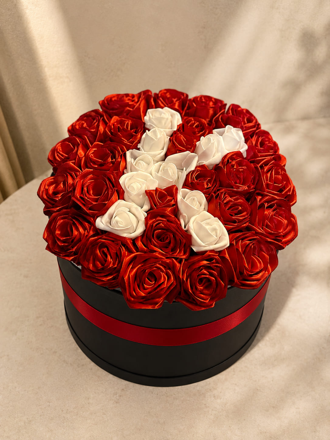 Bloom Letter personalized red and white rose box in Fes